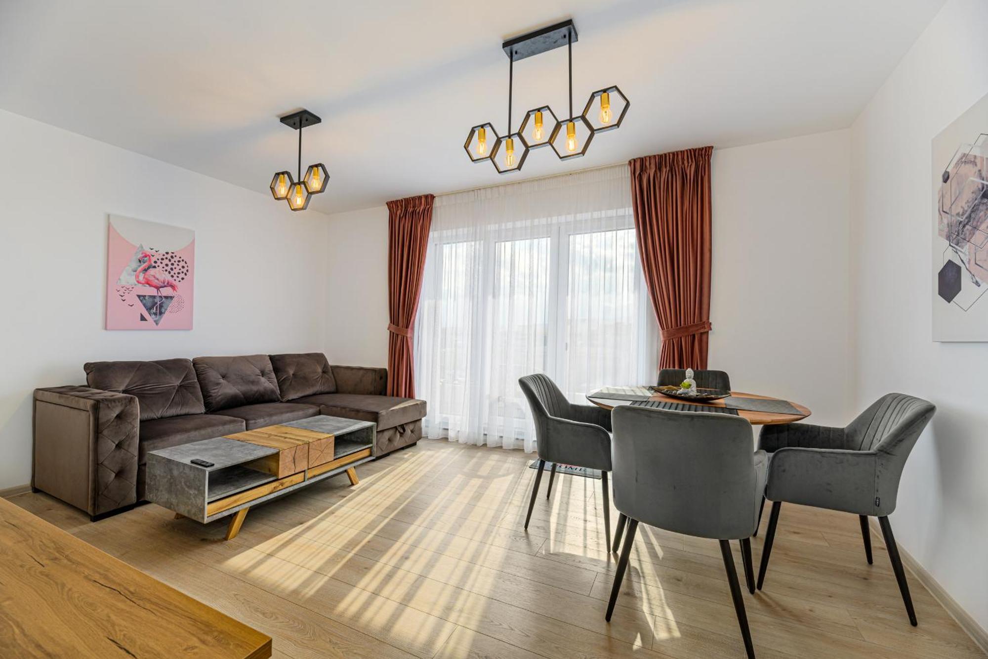 Luxury Landing Apartments Complex Qualis בראשוב מראה חיצוני תמונה