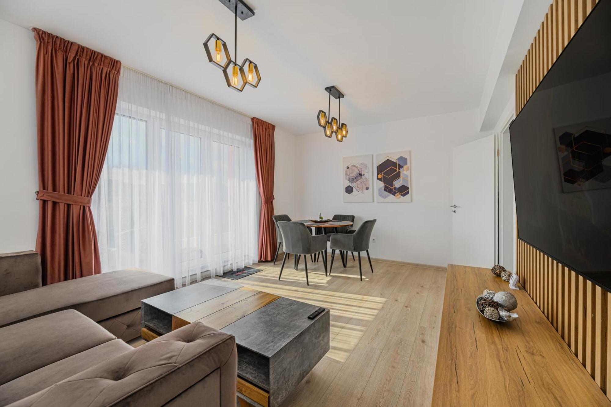 Luxury Landing Apartments Complex Qualis בראשוב מראה חיצוני תמונה