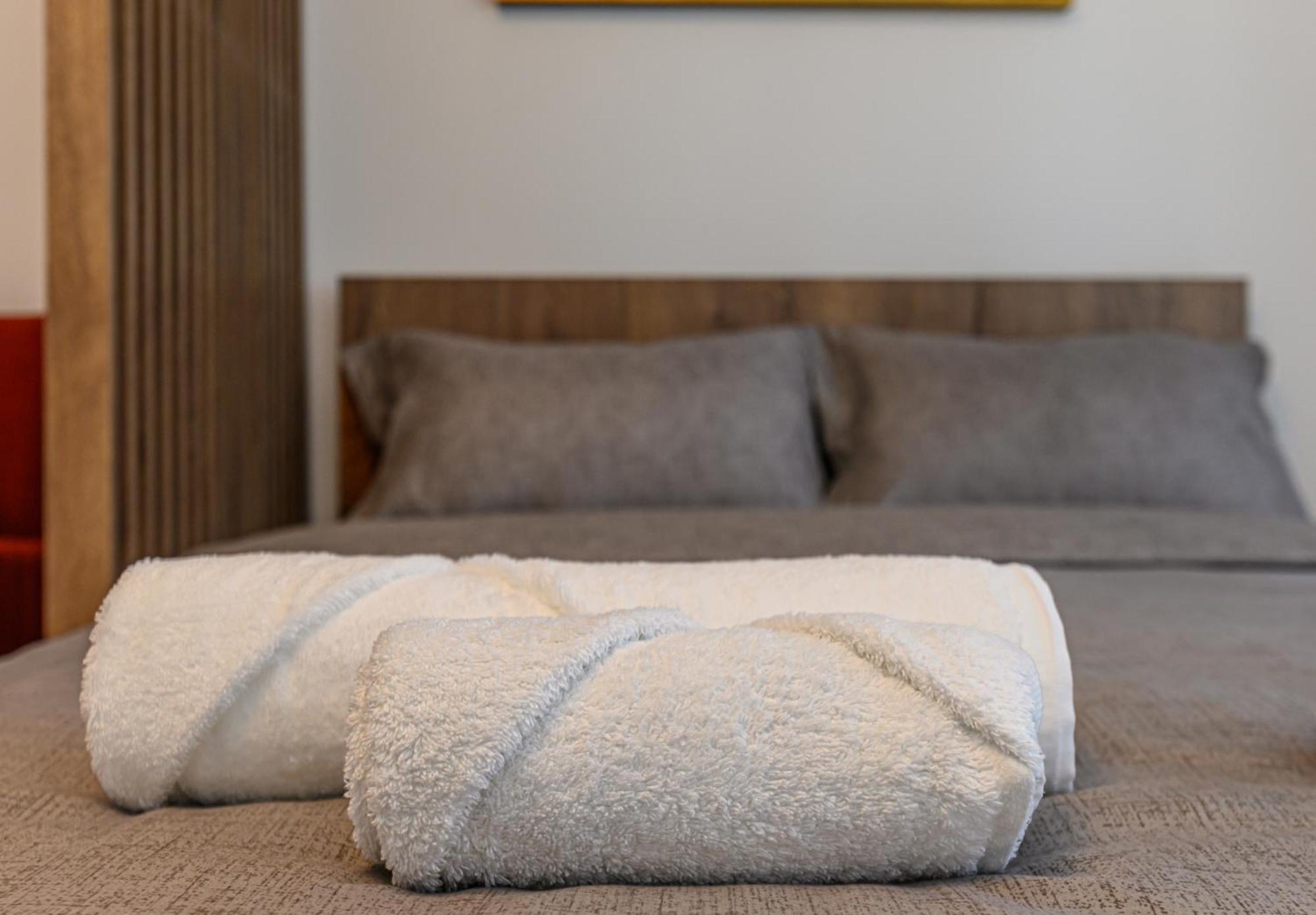 Luxury Landing Apartments Complex Qualis בראשוב מראה חיצוני תמונה